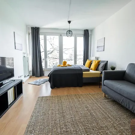 Fullhouse - - Hs46 - 3 Bedrooms - Smarttv Apartment Chemnitz